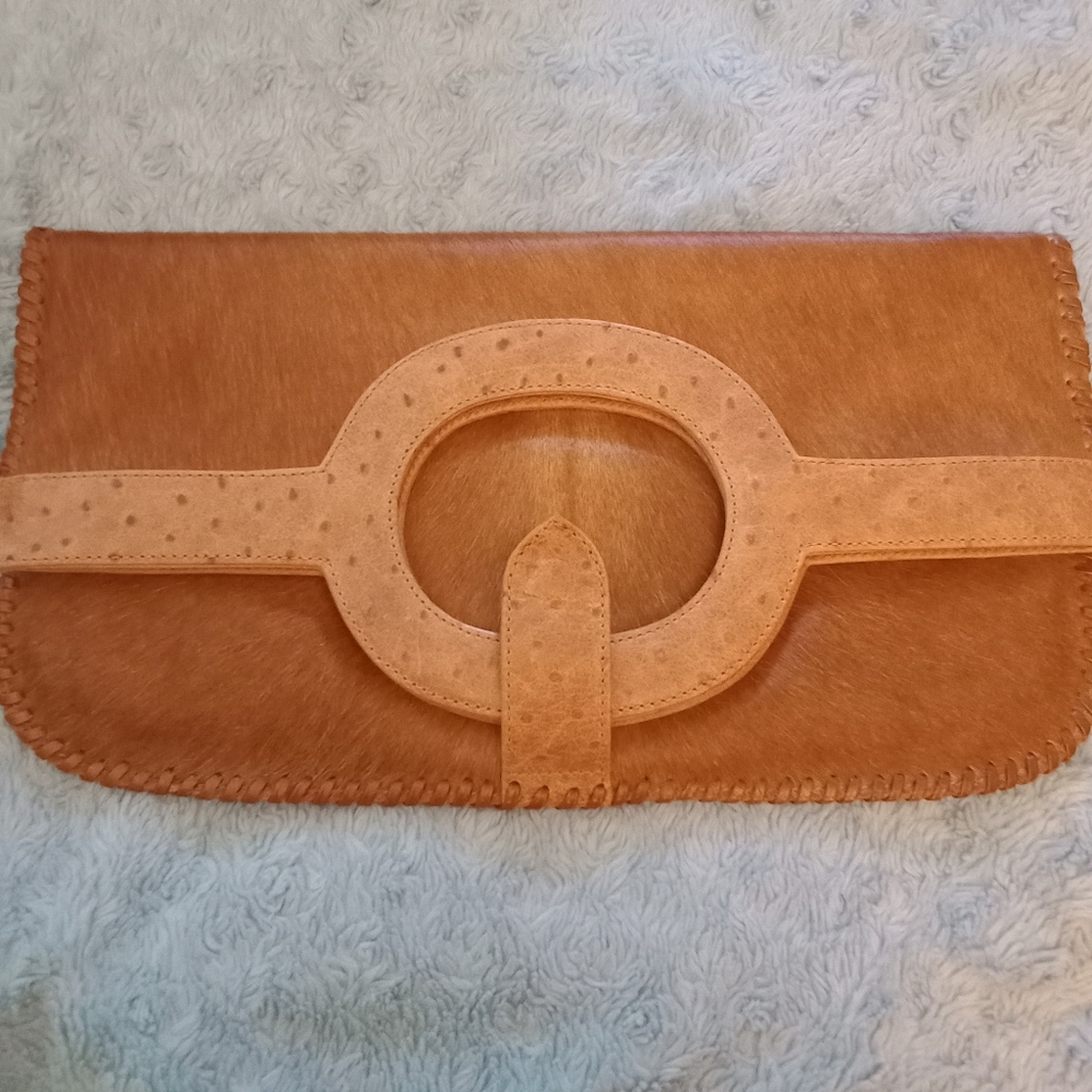 New Mondrina tote/clutch,half calf & Ostrich 13 1/2’ X 15 1/2’ X 10’ - Picture 2 of 5
